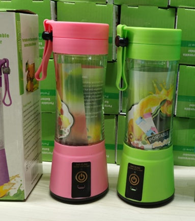 Portable USB Blender – Make Fresh Smoothies Anywhere in 30 Seconds